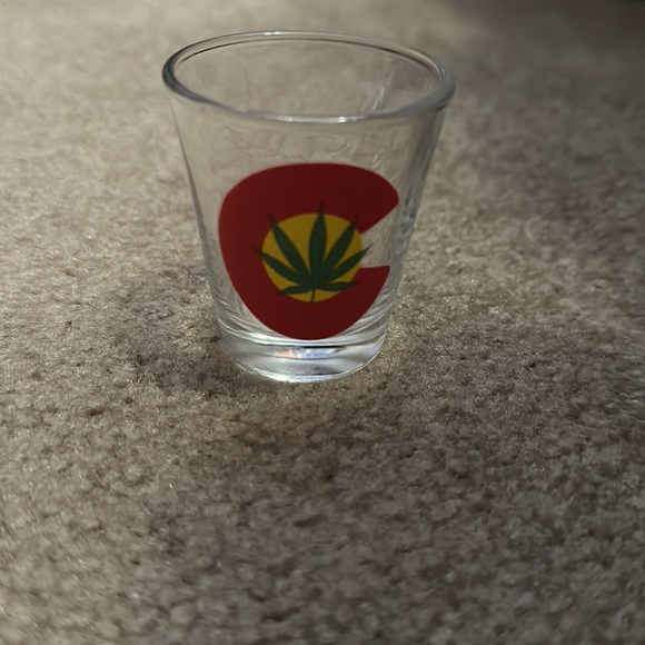 Shot glasses - Picture 2 of 7